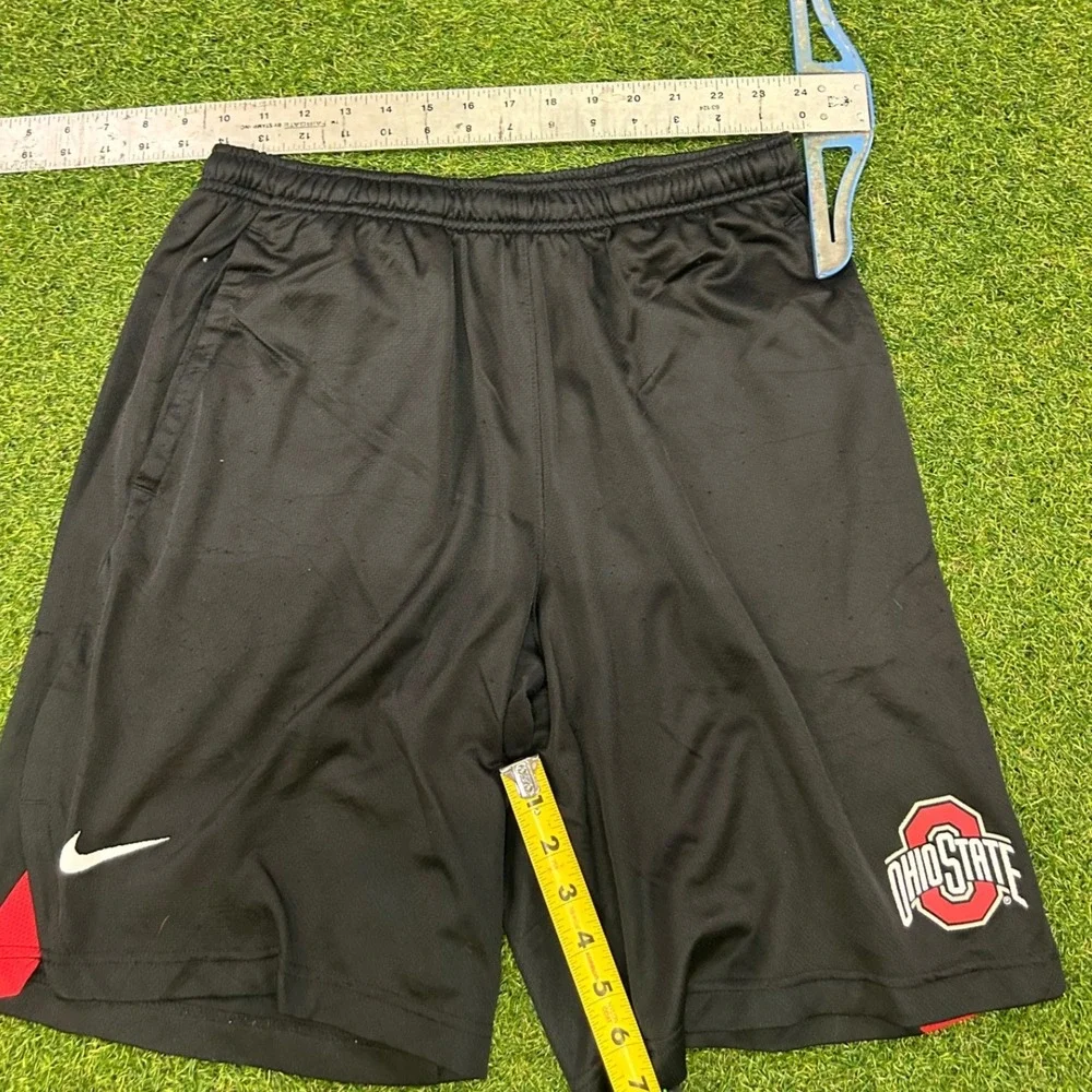 Nike Ohio State Buckeyes Dri-FIT Athletic Shorts Mens Medium Black Red Training